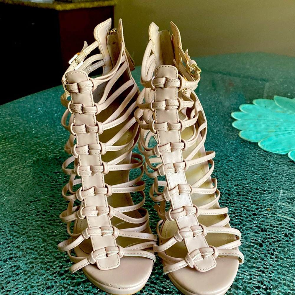 Guess shoes hardly worsen